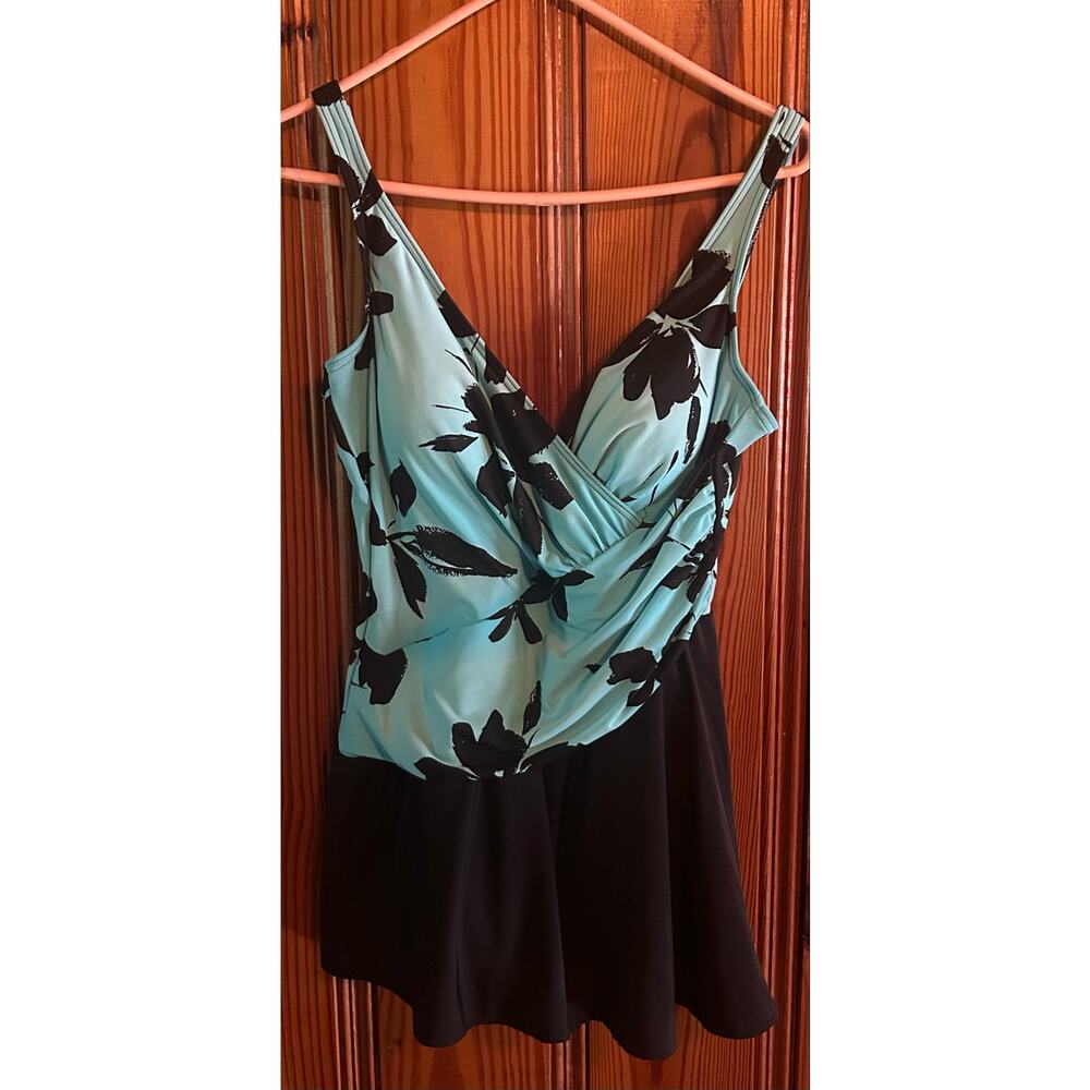 Orvis Miracle Suit Love Knot Faux Wrap Swim Skirted Blue Black Floral Size 14